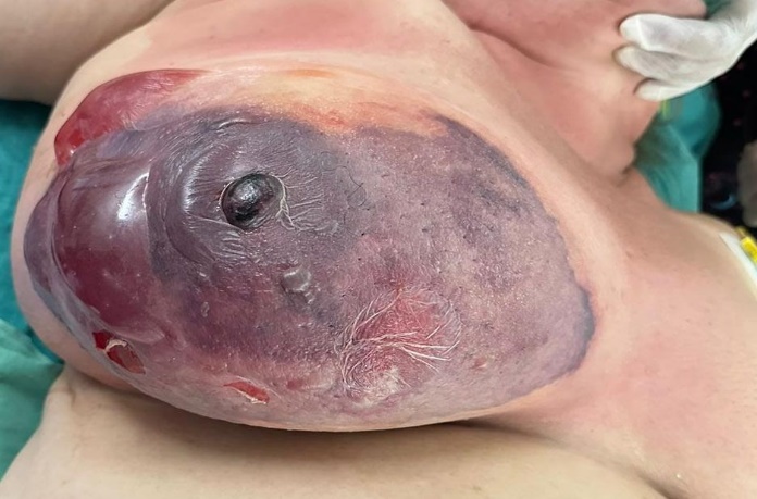 Imagen que contiene persona, interior, tabla, hombre

Descripción generada automáticamente